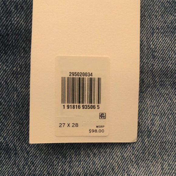NWT! Levi’s 501 skinny jeans - no stretch. Perfect condition! - Picture 5 of 9
